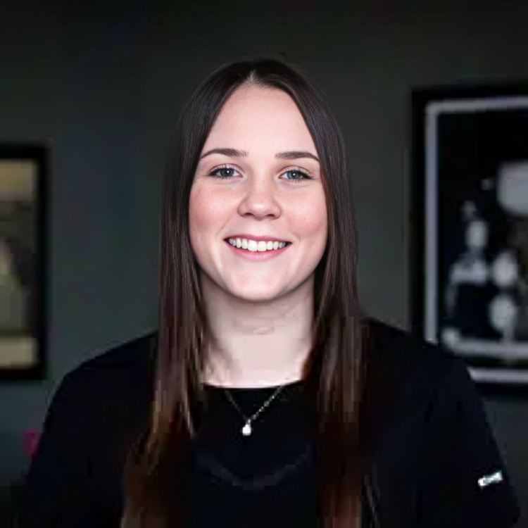 Mara-Dental Assistant-Omni Dental McMurray